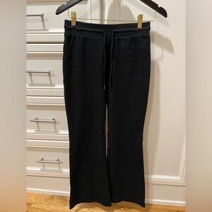 Aritzia/Sunday Best Black Waffle Pant